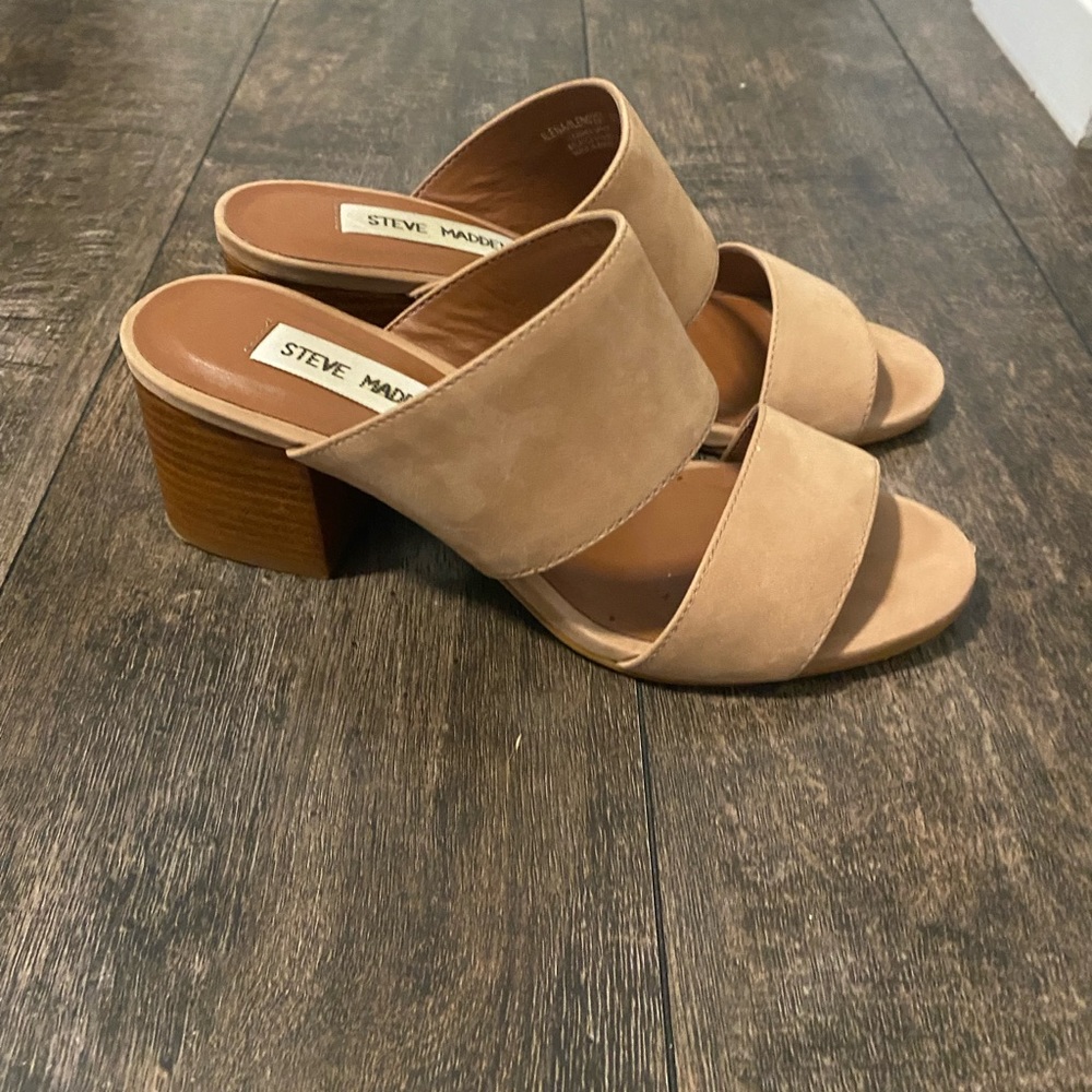 Steve Madden Ilena Camel Nubk size 5.5